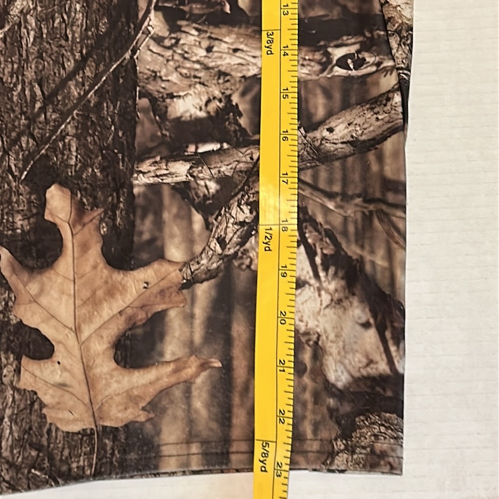 Mossy Oak INFINITY Fitted Camo T-Shirt
Youth size Small - Picture 8 of 10